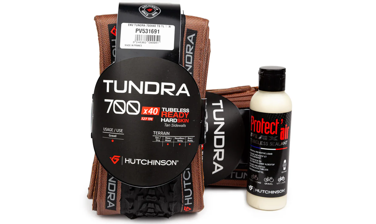 Set 2 pneus Hutchinson Tundra + Préventif 150 mL - Tubeless Ready - HardSkin